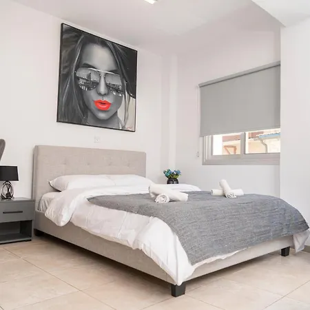 Appartments In The Historic Center Near * Limassol