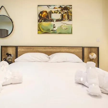 Appartments In The Historic Center Near